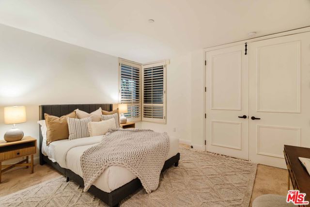 Drew Fenton | 12218 Montana Avenue Los Angeles CA | MLS: 7070013