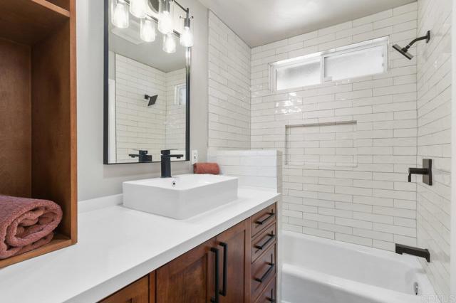 10549 Anaheim dr, La Mesa CA: https://media.crmls.org/mediaz/74f51852-ed1d-46af-9ab4-2083d24c0802.jpg