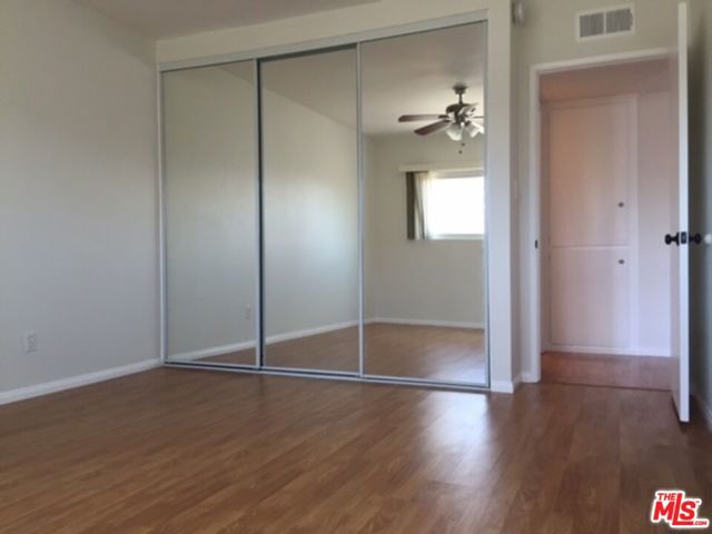 5252 Coldwater Canyon Avenue, 207 photo 12