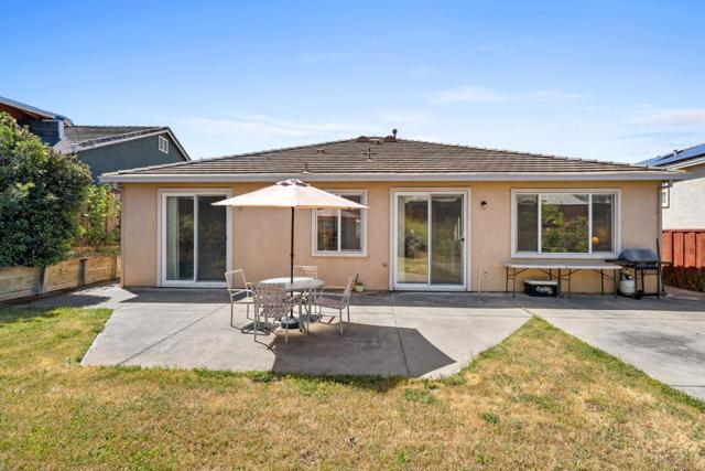 1085 Oakpoint Drive, Bay Point CA: https://media.crmls.org/mediaz/74f60e83-1b69-4f26-9cae-2e4b9cd69709.jpg