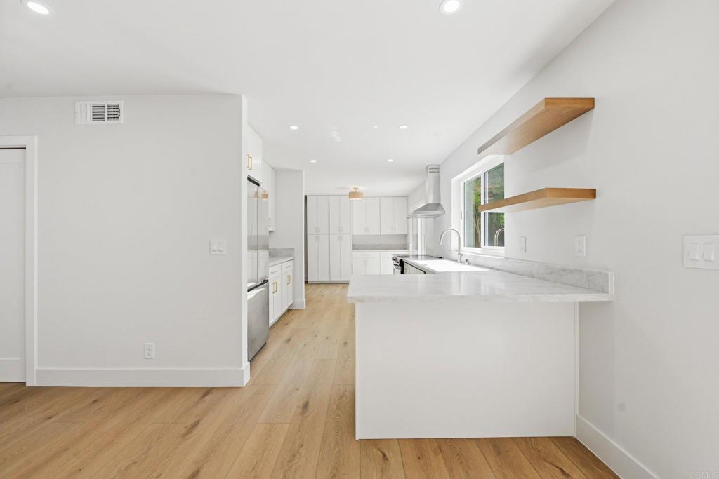 6741 Cantil Street - photo 9