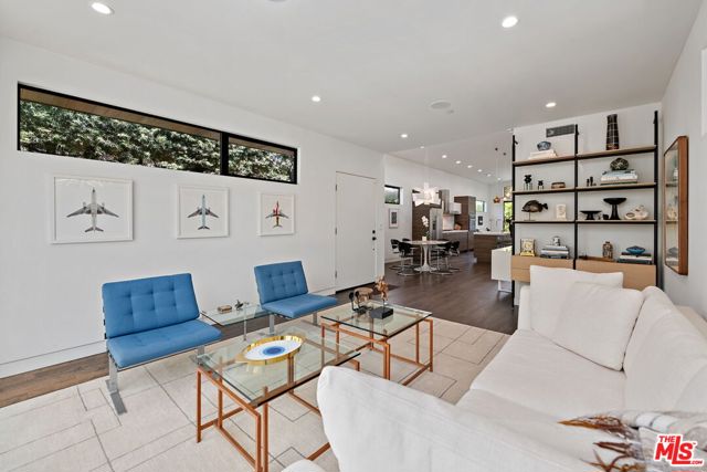 4276 Campbell Drive, Los Angeles CA: https://media.crmls.org/mediaz/74f6b39b-e4d6-441a-bb92-77055a179313.jpg