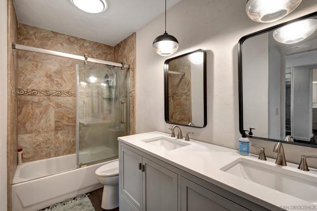 15755 Davis Cup Ln, Ramona CA: https://media.crmls.org/mediaz/74f782c7-d818-477d-a67c-78b930a0899c.jpg