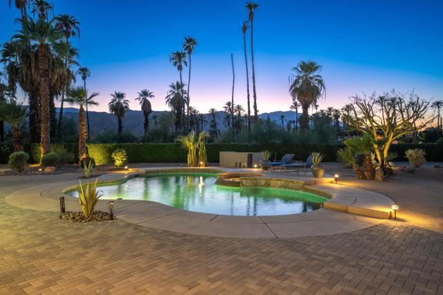 10 Clancy Lane S, Rancho Mirage, CA 92270