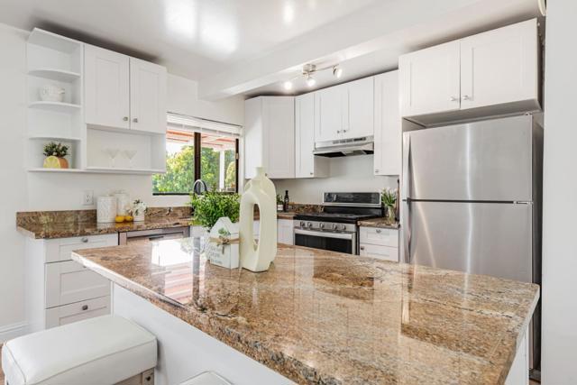 1312 Carlton Avenue, Menlo Park CA: https://media.crmls.org/mediaz/74f87547-ee4e-4c3d-811a-0bb7a9574aa3.jpg