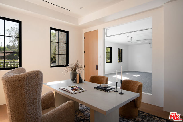 23615 Long Valley Road, Hidden Hills CA: https://media.crmls.org/mediaz/74faa7e7-2382-4903-b7fb-640dc35d3dc4.jpg