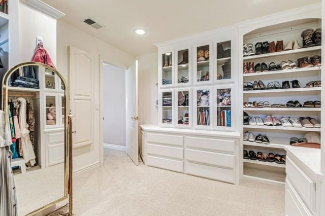 290 Bonnie Lane, Hollister CA: https://media.crmls.org/mediaz/74facc9d-fc47-4a66-acbf-786d492f58fe.jpg