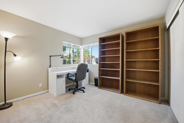 Detail Gallery Image 24 of 36 For 1465 Genoa Dr, Vista,  CA 92081 - 4 Beds | 2/1 Baths