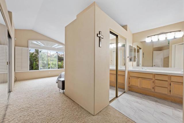 2454 La Costa Avenue, Chula Vista CA: https://media.crmls.org/mediaz/74fc2436-5c4f-4b97-b507-3eab2012cb94.jpg
