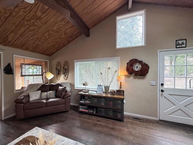 Detail Gallery Image 32 of 51 For 22136 Crestline Rd, Palomar Mountain,  CA 92060 - 1 Beds | 1/1 Baths