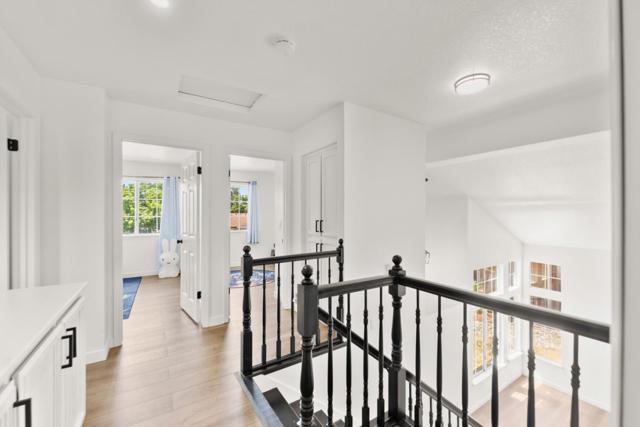 6431 Canyon Creek Way, Elk Grove CA: https://media.crmls.org/mediaz/74fc716b-b15e-4965-9080-13e4561a7187.jpg