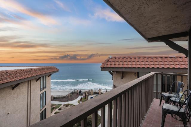 190 Del Mar Shores Ter, Solana Beach, California 92075, 2 Bedrooms Bedrooms, ,2 BathroomsBathrooms,Condominium,For Sale,Del Mar Shores Ter,250035827SD