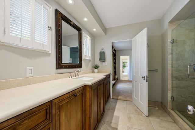 365 Camino Norte, Palm Springs CA: https://media.crmls.org/mediaz/74fd18f6-2de0-42ed-a055-f1a218885f3c.jpg