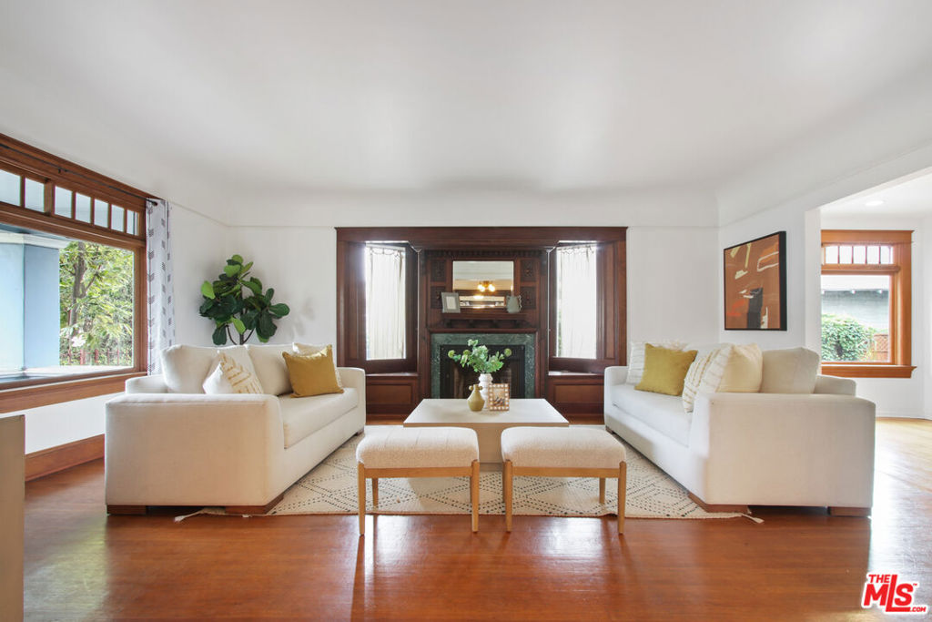 1616 W 25th Street