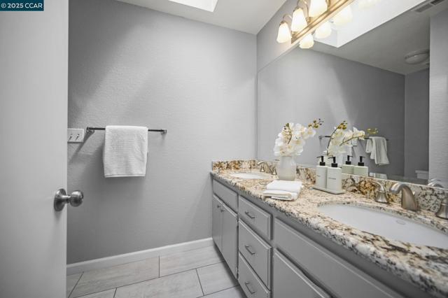 101 Stowbridge Ct., Danville CA: https://media.crmls.org/mediaz/74fe650a-e43a-4492-8be1-75d4e5adbc5d.jpg
