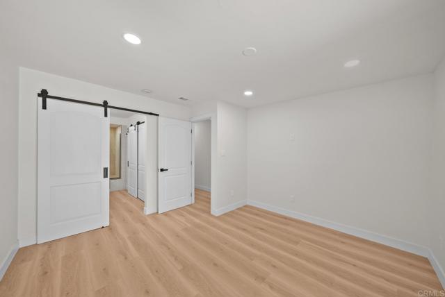 2333 Ridge View Drive, San Diego CA: https://media.crmls.org/mediaz/74fe90f6-52a6-45ee-a01d-8b6ba26ba322.jpg