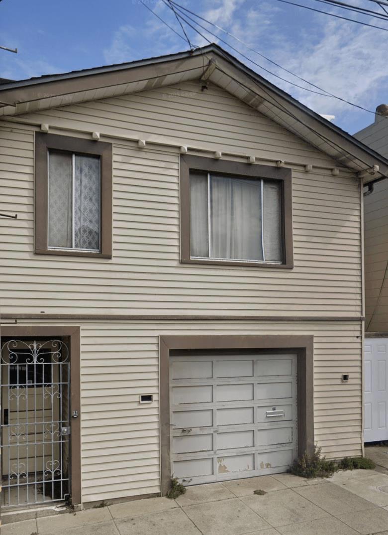 32 Laura Street