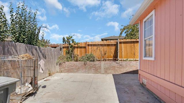 704 Garner Avenue, Salinas CA: https://media.crmls.org/mediaz/7500ce03-e136-46d1-bf40-25f5d589490f.jpg
