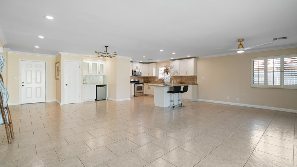 MLS #219136556DA image #1