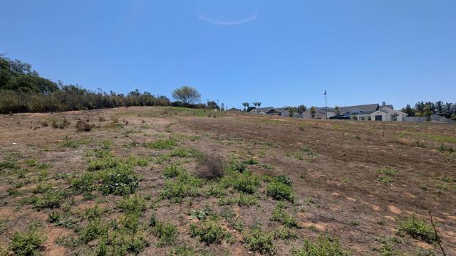 678 Hamilton, Escondido CA: https://media.crmls.org/mediaz/750187d1-3a17-4792-bb36-f20970322c68.jpg