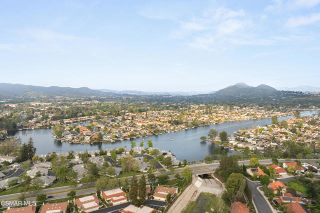 2008 Goldenrod Court, Westlake Village CA: https://media.crmls.org/mediaz/7501a43f-9157-49ca-ad40-85c97ad2ec43.jpg
