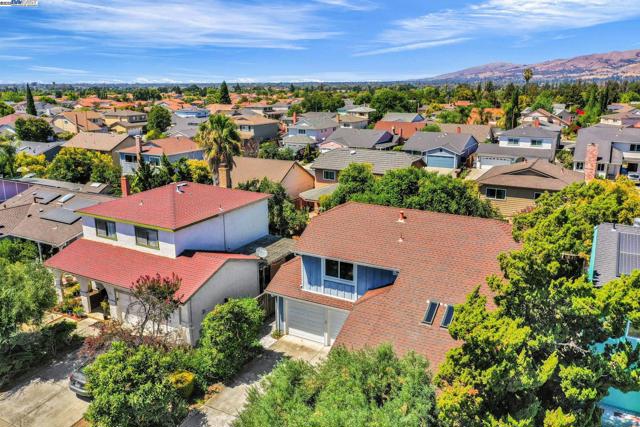 3145 Chillum Ct, San Jose CA: https://media.crmls.org/mediaz/75027ab4-b575-4cdb-9313-267617cbf0c1.jpg
