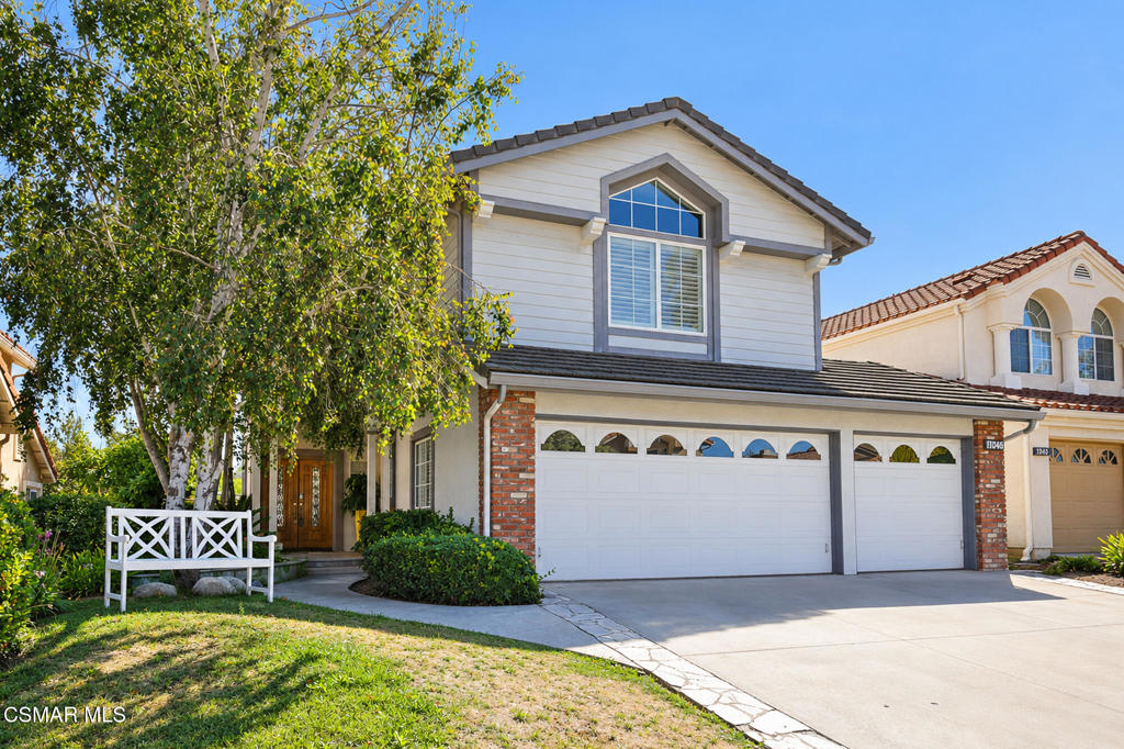 1046 Cactus Court — architectural residence