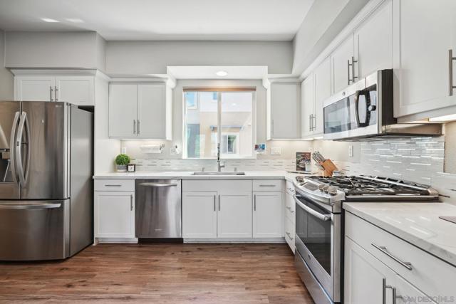 219 Antoni Gln, Escondido CA: https://media.crmls.org/mediaz/7503a815-5e84-492a-ad4f-ca48245ede50.jpg