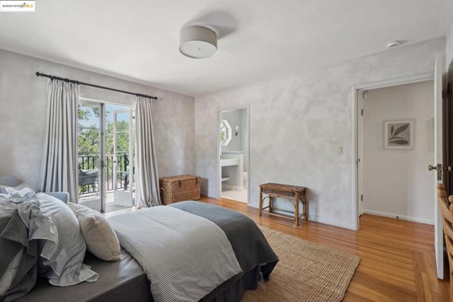 305 The Uplands, Berkeley CA: https://media.crmls.org/mediaz/7504d269-e6ff-41d4-b5dc-22daf128d25e.jpg
