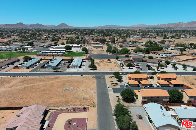 0 Powhatan Road, Apple Valley CA: https://media.crmls.org/mediaz/7505b18d-6cb6-4d01-914e-71ab0d8945b9.jpg