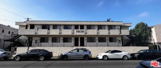 940 Gramercy Place, Los Angeles, California 90019, ,Multi-Family,For Sale,Gramercy,24372765