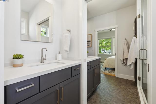 Image 35 of 60 For 5472 Kales Avenue