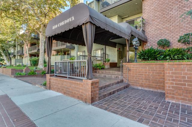 Detail Gallery Image 3 of 50 For 330 E Cordova St #377,  Pasadena,  CA 91101 - 2 Beds | 2/1 Baths