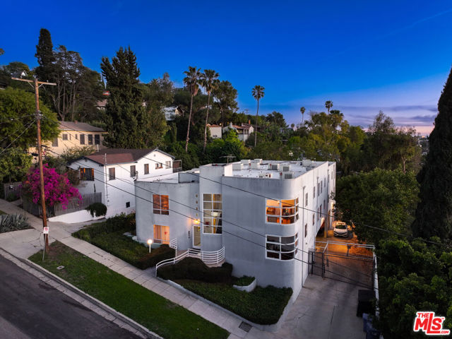  Income Home for Sale in Los Angeles, California