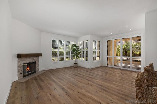 5895 FRIARS RD, San Diego CA: https://media.crmls.org/mediaz/7508e390-a84f-4ab6-b8bd-97df4c7b9aad.jpg