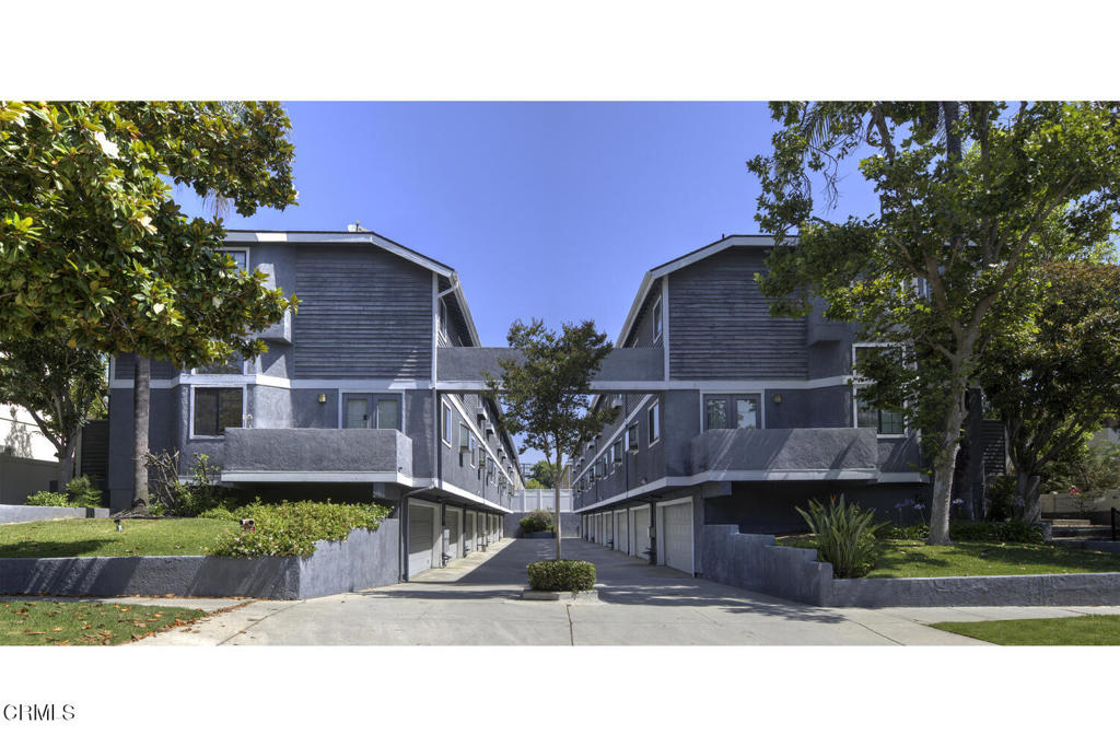 293 Ohio Street #11