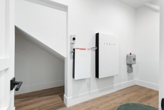 462 & 466 Westbourne St., La Jolla CA: https://media.crmls.org/mediaz/7509296b-e486-4dc3-b3b6-4224ea02379d.jpg