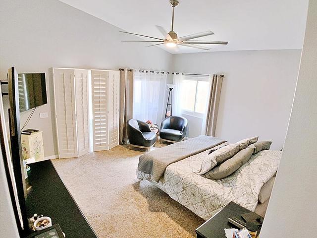 45120 Eagle Crest Court, Indio CA: https://media.crmls.org/mediaz/75097687-4bea-4d2a-9e68-4d79cae2266b.jpg