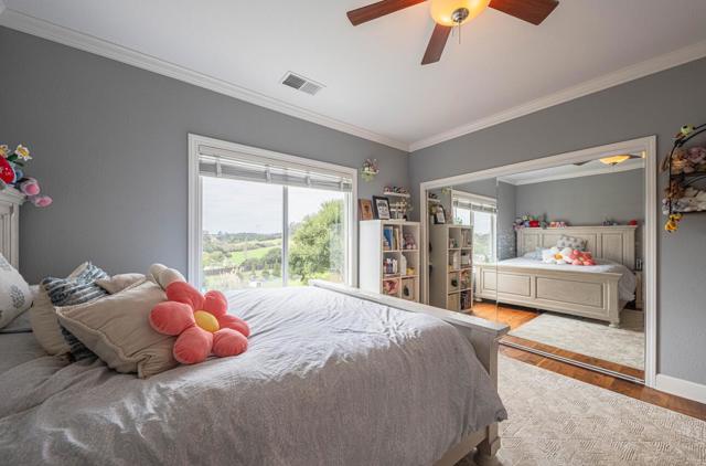 17403 Avenida Los Altos, Salinas CA: https://media.crmls.org/mediaz/750a980b-afa0-4415-9913-1d2f26222390.jpg