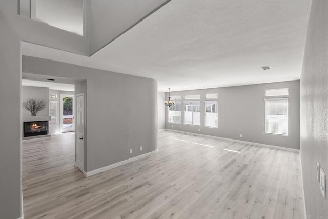 3678 Via Bernardo, Oceanside CA: https://media.crmls.org/mediaz/750c4c69-ba83-4fca-96df-5993bb3fc39c.jpg