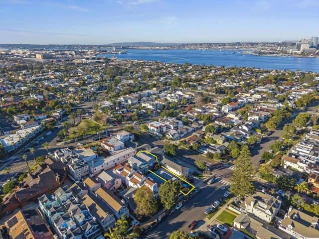 406 408 & 408B E Ave, Coronado CA: https://media.crmls.org/mediaz/750cf19b-b35a-4ffe-ba99-b636322de599.jpg