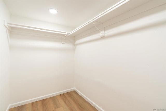 Image 24 of 48 For 5644 Bromley Way