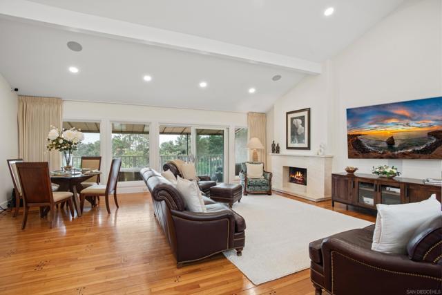 2207 Caminito Cabala, La Jolla CA: https://media.crmls.org/mediaz/750ee57f-0abf-4657-8670-9b21811ad700.jpg
