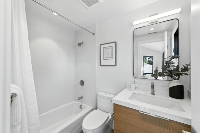 757 Homer Avenue, Palo Alto CA: https://media.crmls.org/mediaz/7510623a-e013-4467-90ce-5572f4dcb6e2.jpg