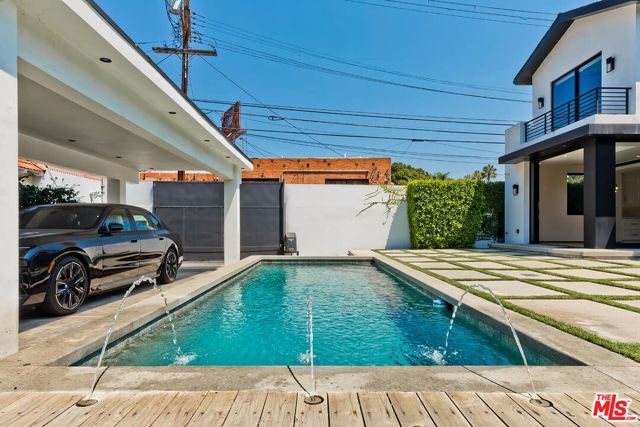 6115 W 6th Street, Los Angeles CA: https://media.crmls.org/mediaz/7510e8fe-3cac-4f9c-b661-b55dbca63fe8.jpg