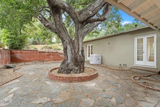 Detail Gallery Image 26 of 36 For 2009 Sierra Pl, Glendale,  CA 91208 - 2 Beds | 2 Baths