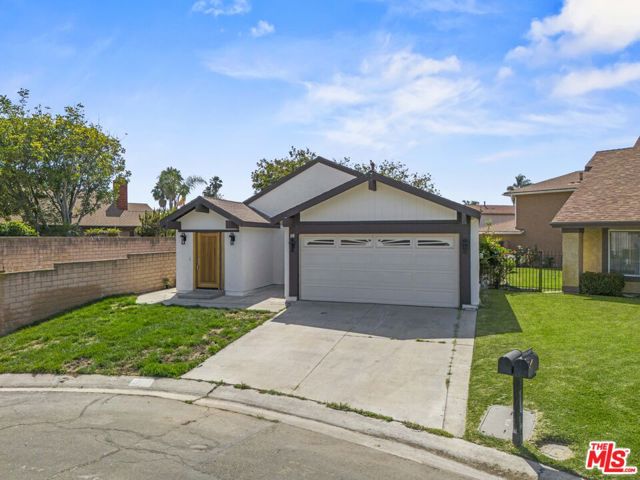 13 Pepper Court, Inglewood CA: https://media.crmls.org/mediaz/7511a730-ad98-4353-9956-31306fc28ed6.jpg