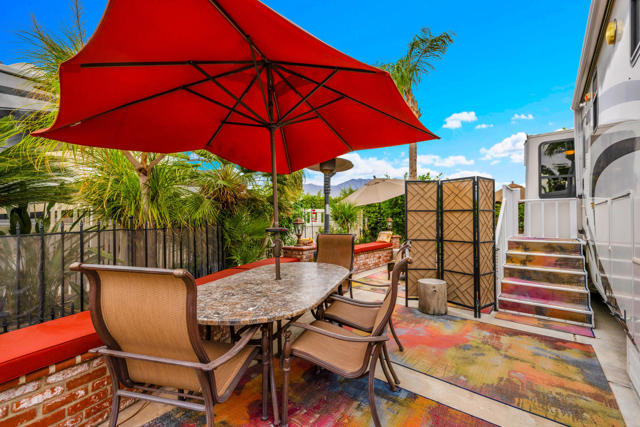 69411 Ramon Road, Cathedral City CA: https://media.crmls.org/mediaz/7511ff88-9287-4b09-b352-cd60d3d89a13.jpg