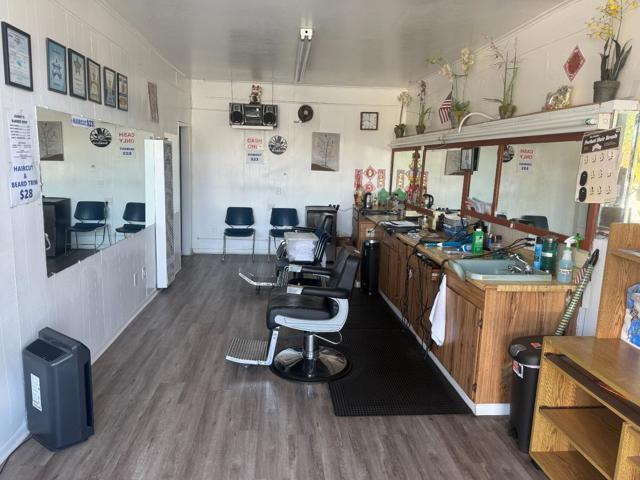 190 190 Clarendon Road, Pacifica CA: https://media.crmls.org/mediaz/751263b6-2453-4072-b02f-3842085ce0f7.jpg