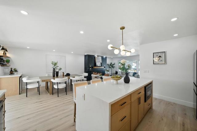 1633 Roberta Drive, San Mateo CA: https://media.crmls.org/mediaz/75143123-f4df-4cd0-a8e7-37bf93b6990b.jpg
